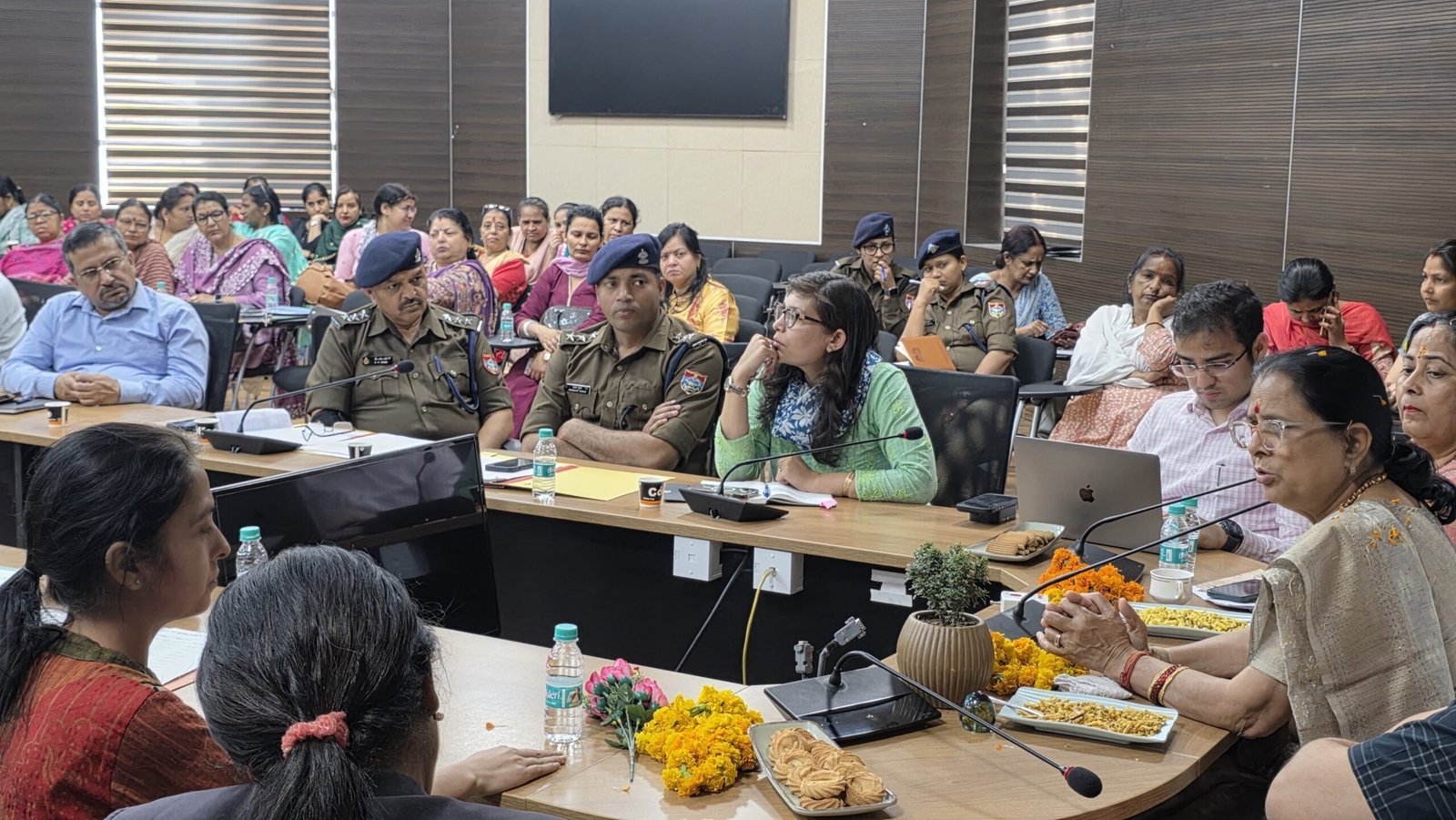 महिला आयोग आपके द्वार’ अभियान का रुद्रपुर में सफल समापन, महिलाओं को न्याय दिलाने का हमारा संकल्प निरंतर रहेगा जारी : कुसुम कंडवाल