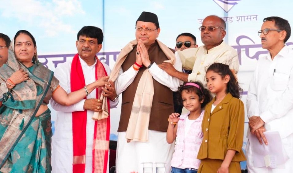 रामपुर तिराहा के बलिदानियों को सीएम धामी ने दी श्रद्धांजलि बोले जिन राज्य आंदोलन शहीदों की प्रतिमाएं स्थापित नहीं हुई पैतृक गांव या निवास क्षेत्र में लगेगी